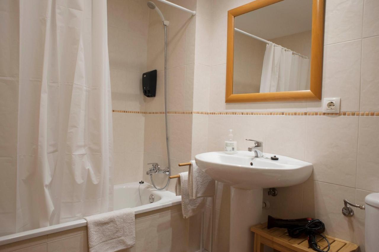 Apartament Bisaura De Ter Sant Quirze De Besora Exterior foto